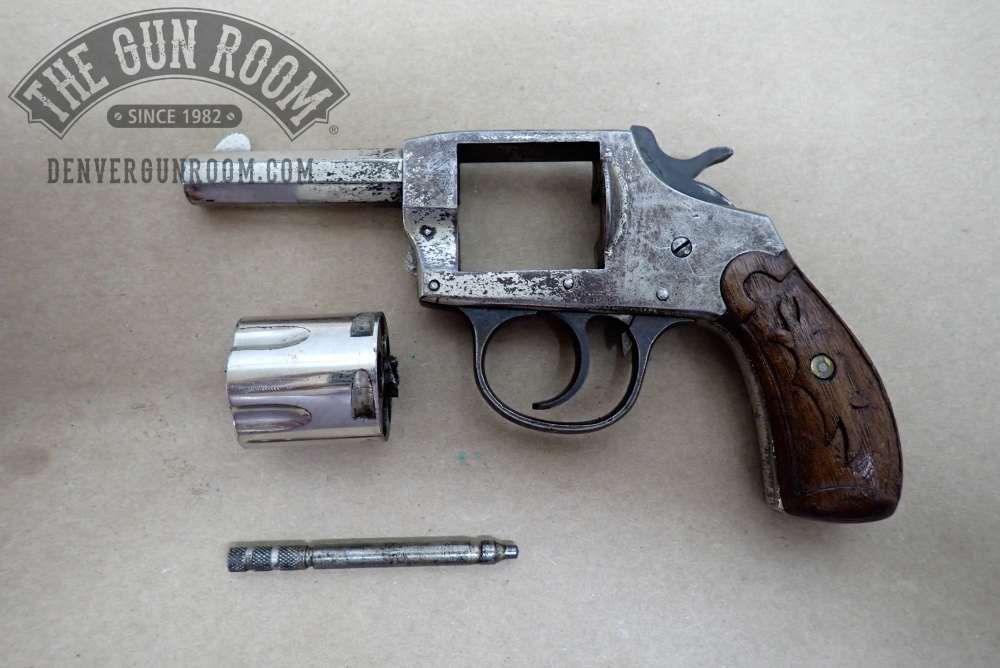 Iver Johnson model 1900 Double Action, 32 S&W, 5-shot revolver, -img-3
