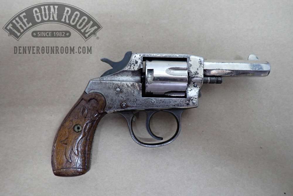 Iver Johnson model 1900 Double Action, 32 S&W, 5-shot revolver, -img-1