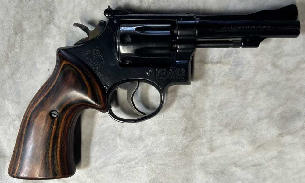 Smith & Wesson 18-3 22LR 4" BBL Combat Masterpiece *USED*-img-0
