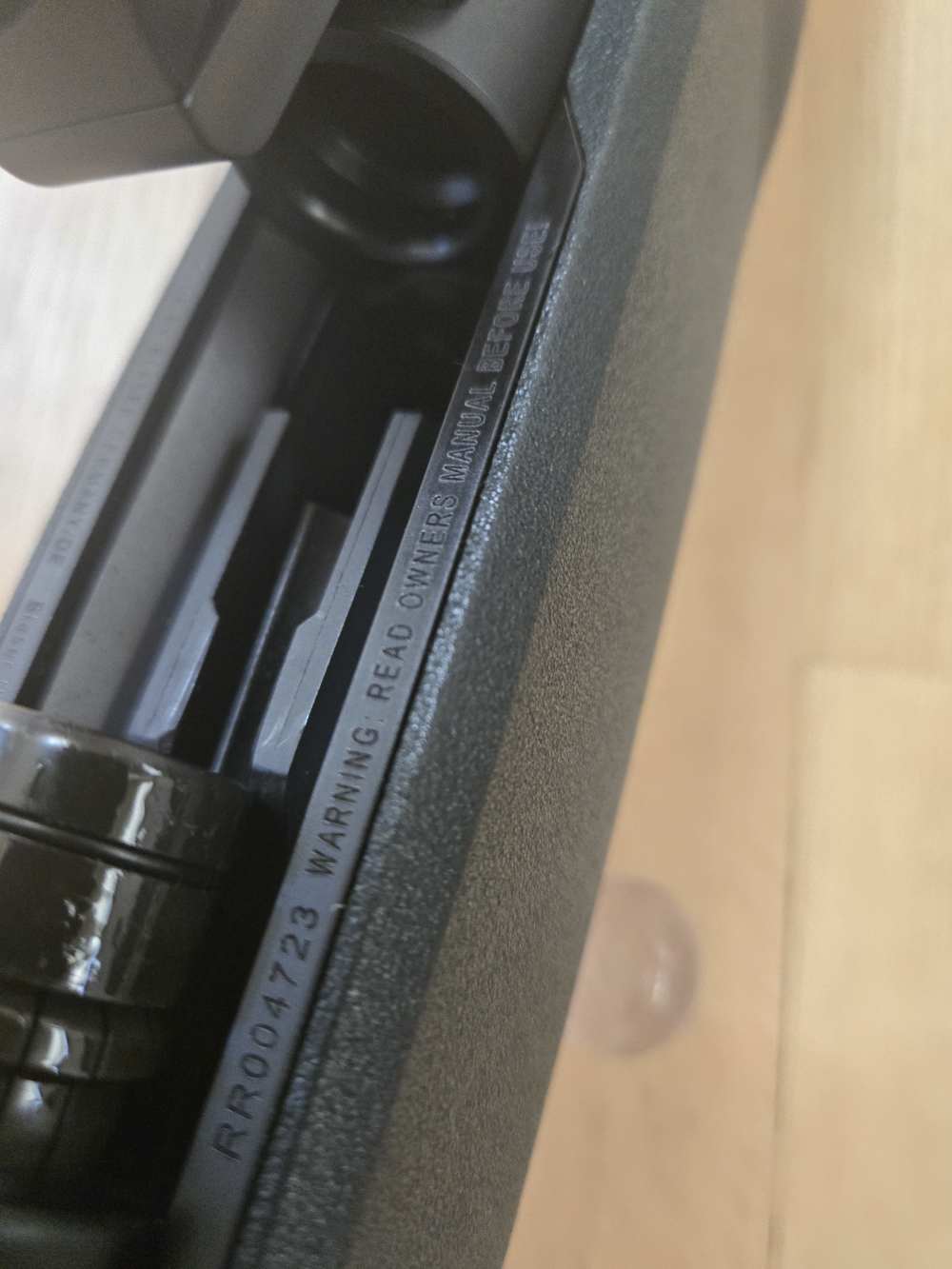 Blaser R8 Professional Left Hand 30-06  w/ Pelican case-img-3