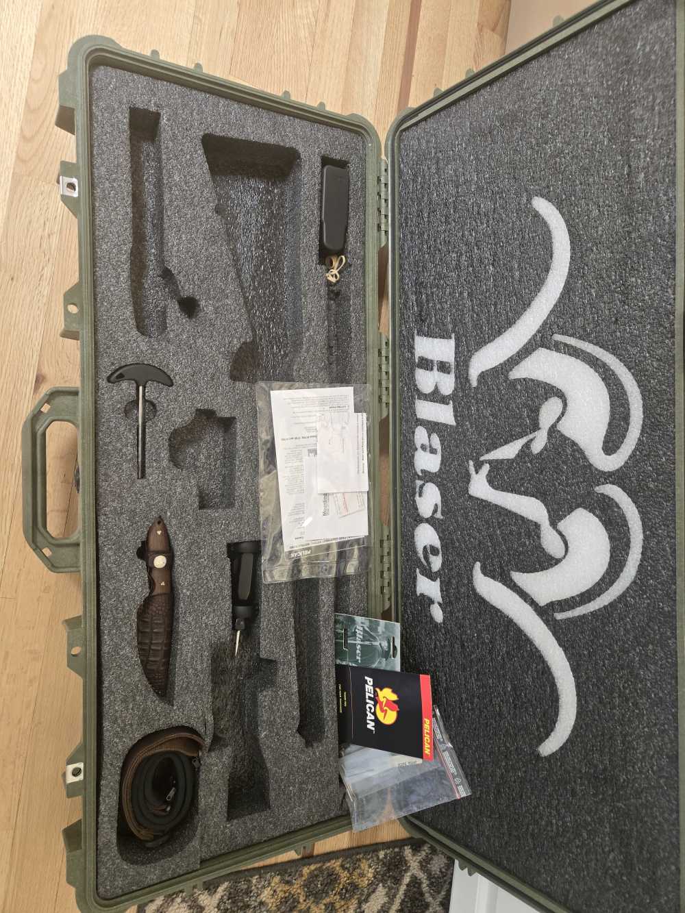 Blaser R8 Professional Left Hand 30-06  w/ Pelican case-img-9