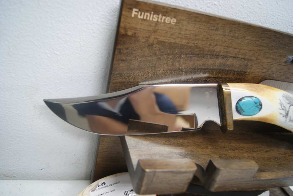 FIXED BLADE HUNTING KNIVE SIGNED P.K.-img-1