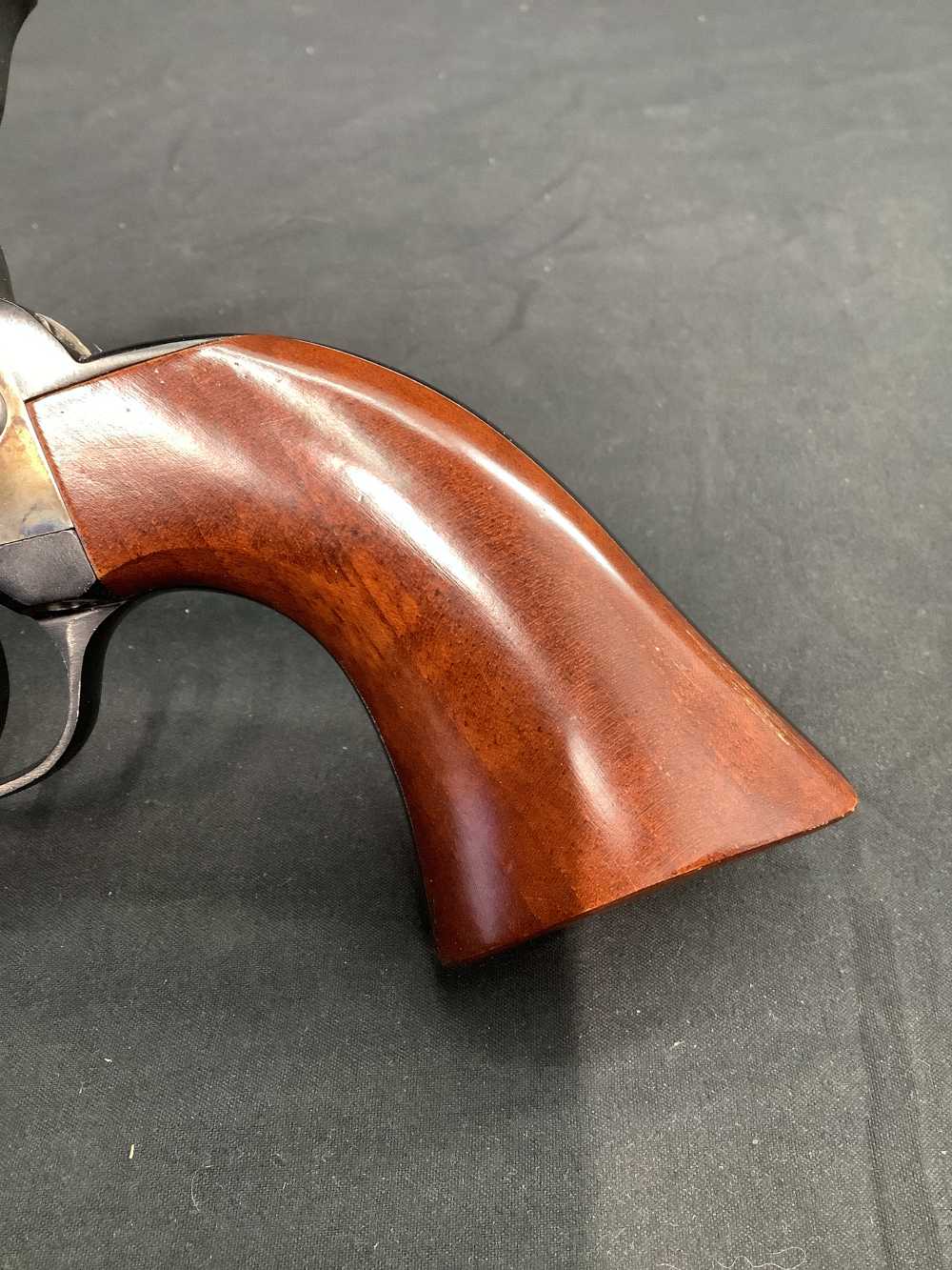 Uberti Stoeger 1875 Cattleman New Model 38spl / 357 mag-img-9