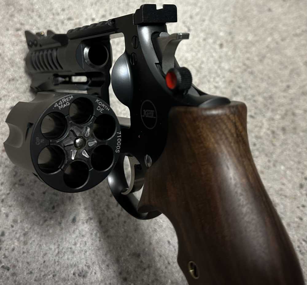 Nighthawk Custom Korth NXR 44 Magnum 4" Revolver .44 MAG Walnut 0414-img-8