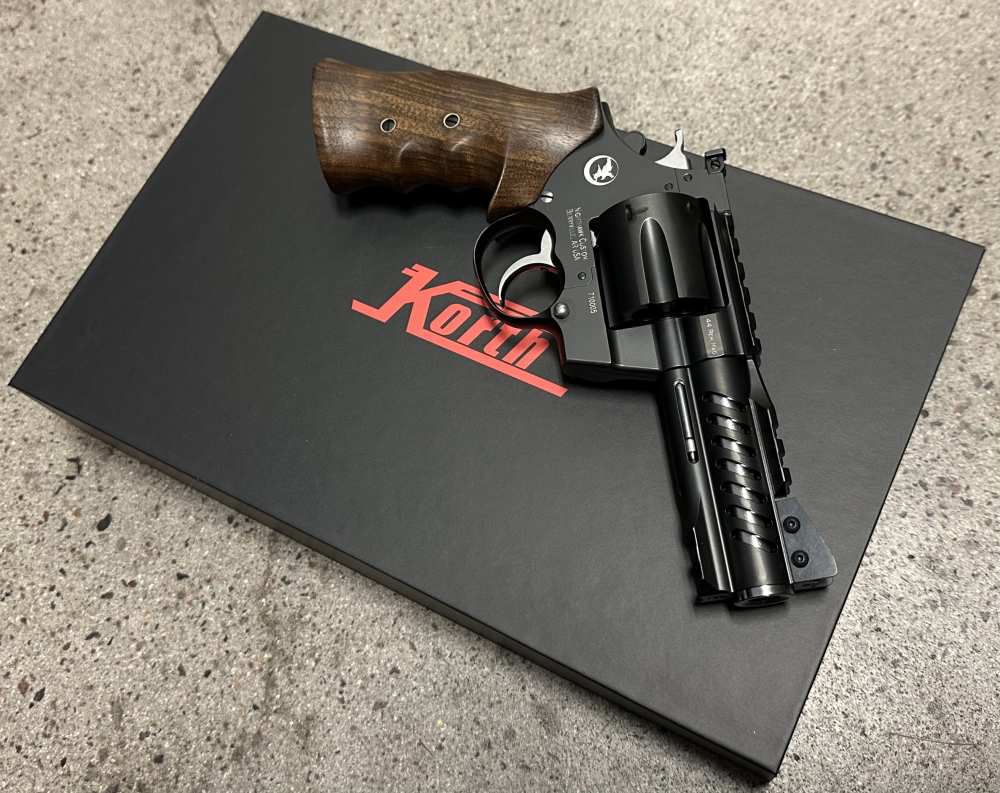 Nighthawk Custom Korth NXR 44 Magnum 4" Revolver .44 MAG Walnut 0414-img-0