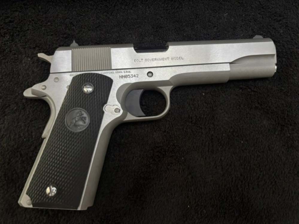 Colt government 1911 model stainless steel 9mm-img-0
