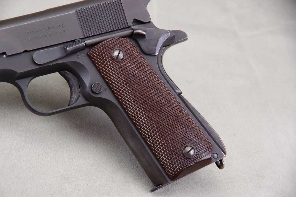 All Original 1943 Remington-Rand 1911A1 45 ACP 5'' Parkerized 96%-img-6