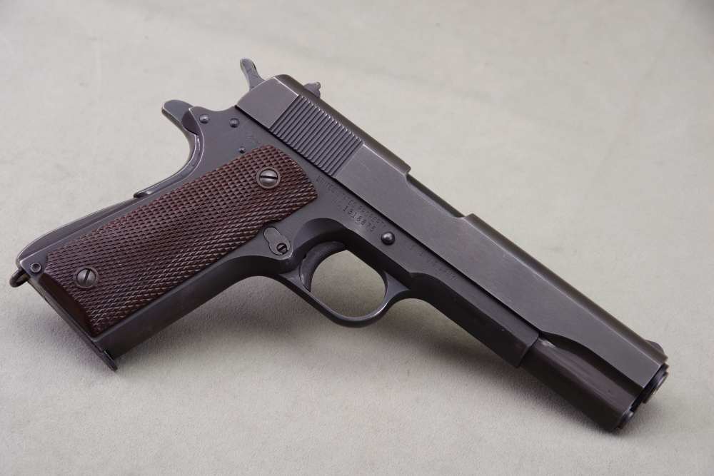 All Original 1943 Remington-Rand 1911A1 45 ACP 5'' Parkerized 96%-img-39