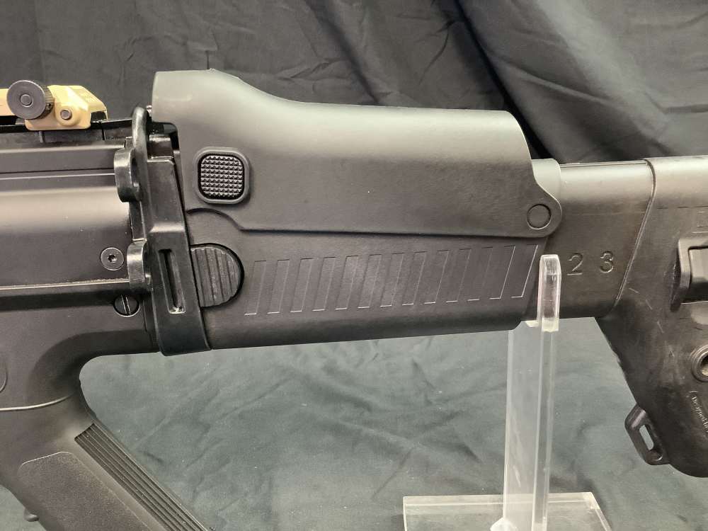 ISSC MK22 .22lr version of FN Scar-img-12