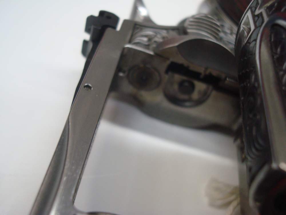 Colt Python "Royal Snake Scales" Revolver Altamont Engraved .357 Magnum-img-25