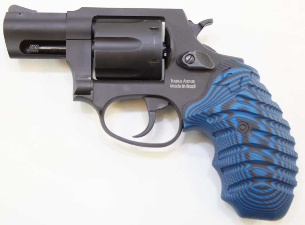 Taurus 856 6 Shot 38 SPL 2 in Barrel Snub Nose W/ Box Blue G10 Grips-img-3