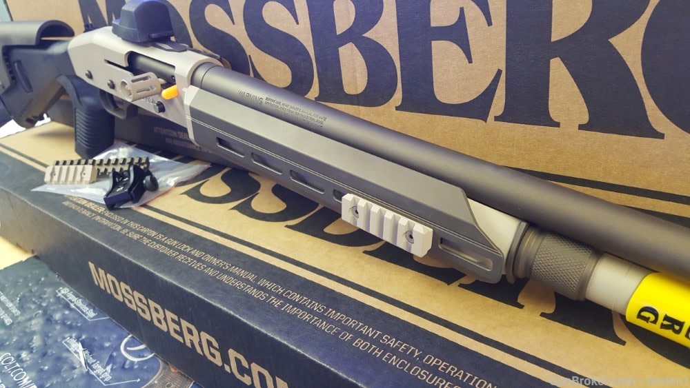 MOSSBERG 930SPX 12 GUAGE CUSTOM CERAKOTE WITH MANY  UPGRADES FACTORY NEW ON-img-11
