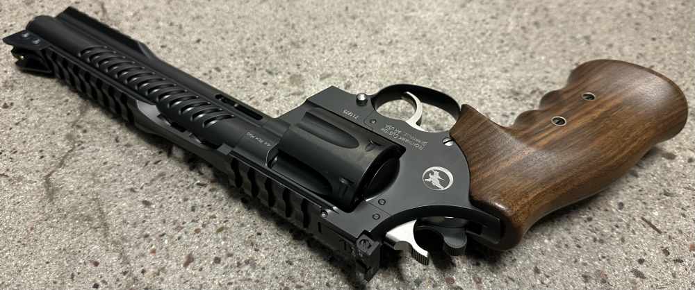 Nighthawk Custom Korth HUNTER 44 Magnum 7.5" Revolver .44 MAG  1114 Walnut-img-6
