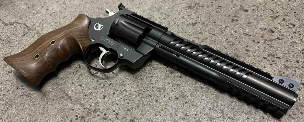 Nighthawk Custom Korth HUNTER 44 Magnum 7.5" Revolver .44 MAG  1114 Walnut-img-2