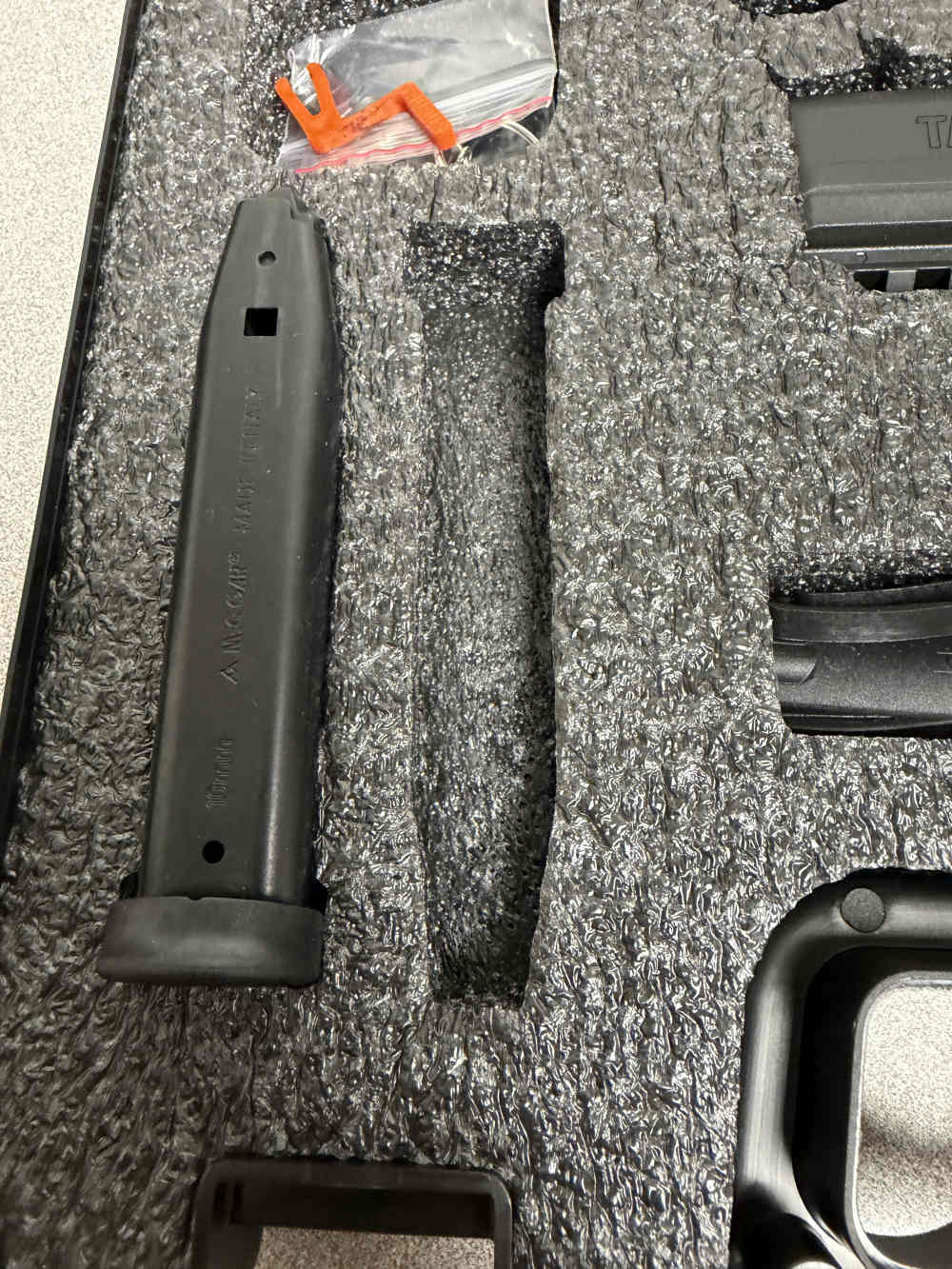 Taurus TH Full Size Pistol 1TH10041, 10mm, 4.27", Polymer Grip, Black -img-3
