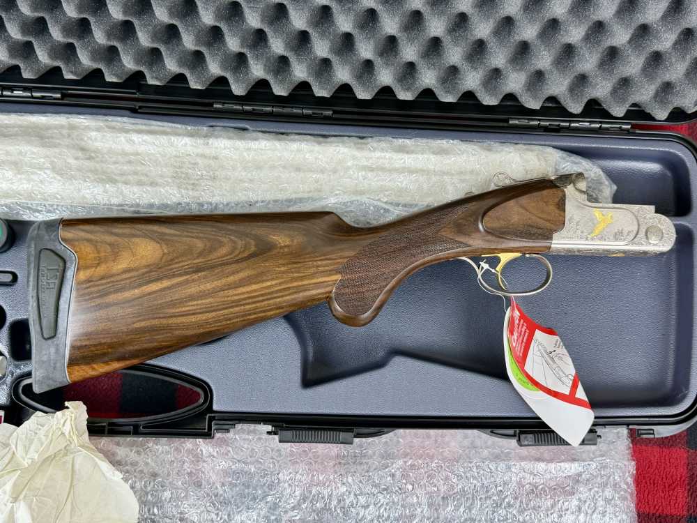 NOS NIB Franchi Renaissance 12ga 28” Barrels Beautiful Wood-img-6