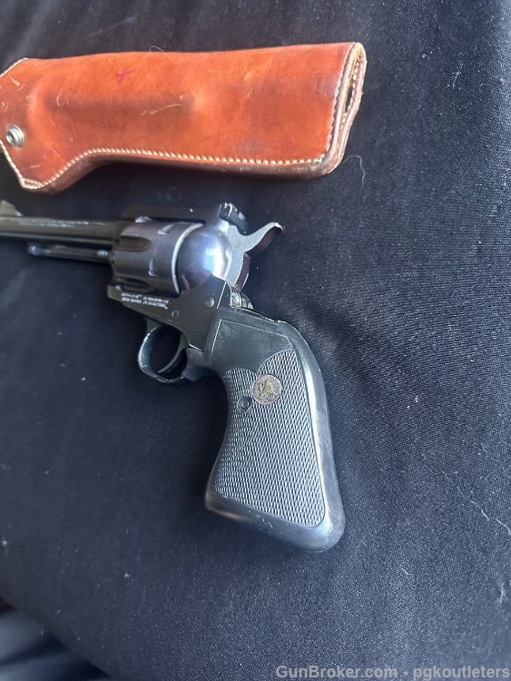 1994- Ruger New Model Blackhawk Single Action Revolver .41 Mag-img-1