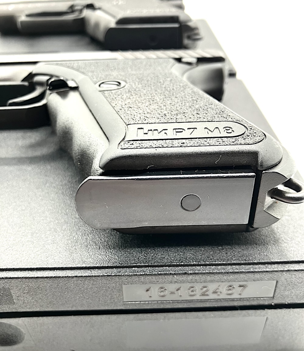 TWO HECKLER & KOCH P7M8 Factory New 2004 Untouched CONSECUTIVE SERIAL NO.-img-9