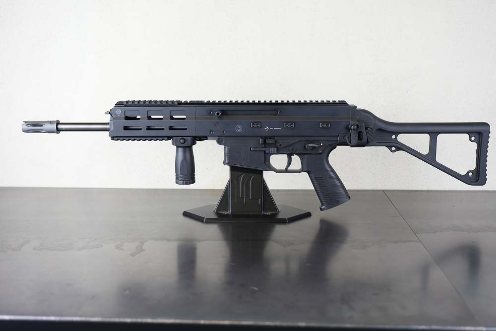 B&T APC223 SBR – Swiss Made – B&T Skeleton Stock - EOTech XPS2  - 50 Rounds-img-2