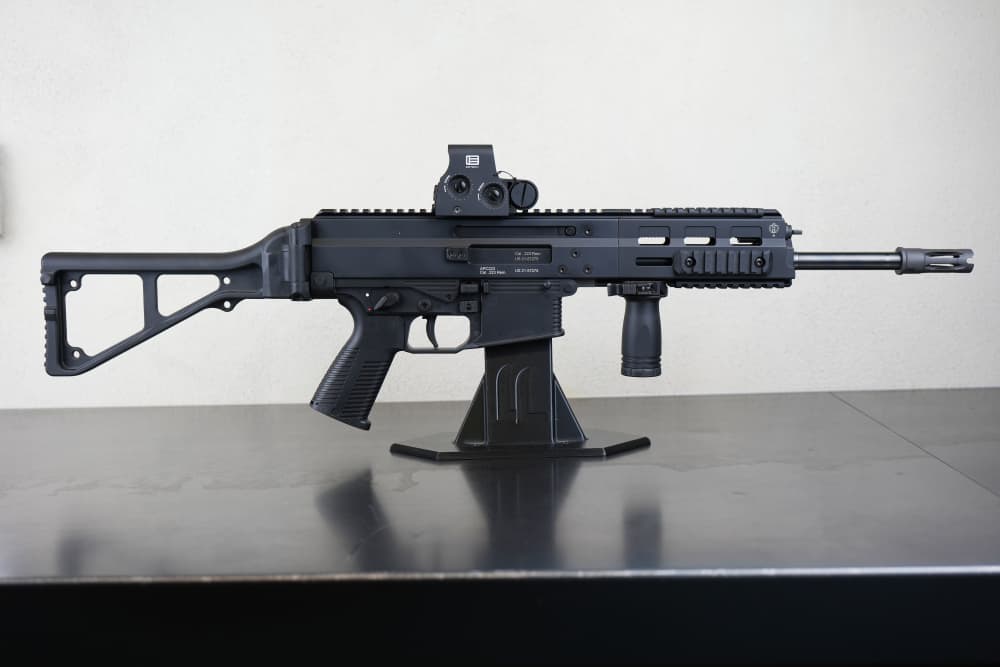 B&T APC223 SBR – Swiss Made – B&T Skeleton Stock - EOTech XPS2  - 50 Rounds-img-1
