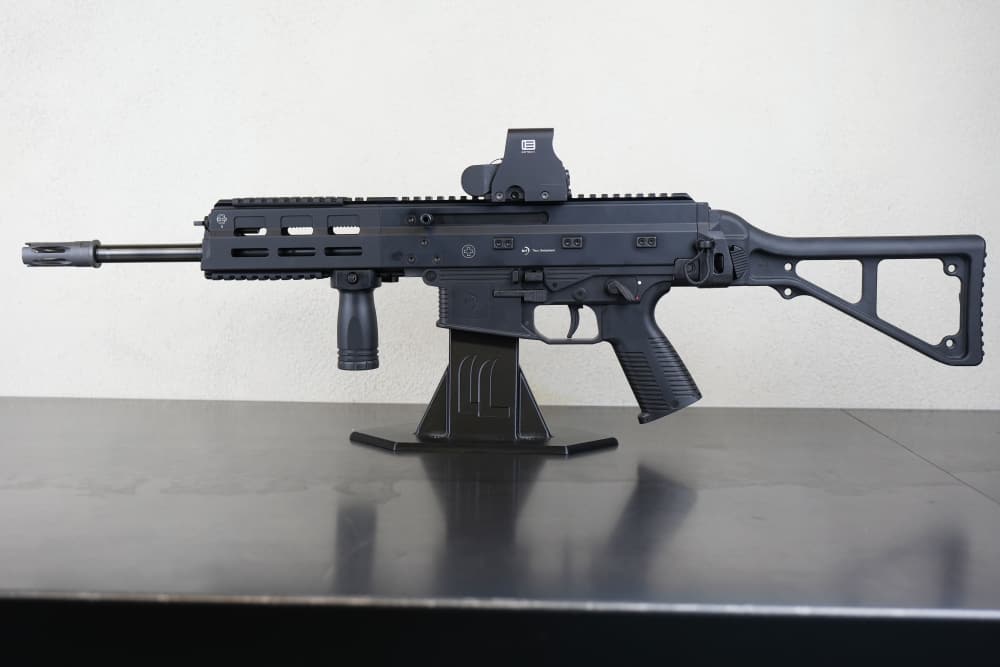 B&T APC223 SBR – Swiss Made – B&T Skeleton Stock - EOTech XPS2  - 50 Rounds-img-0