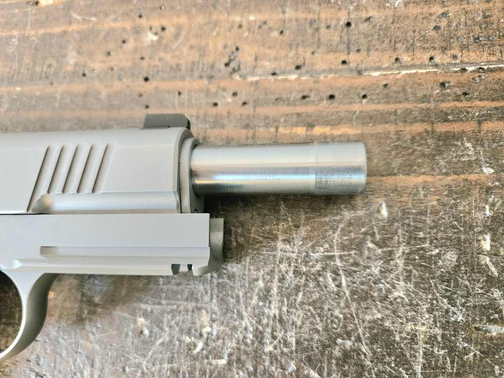 LIKE NEW Dan Wesson Specialist 10mm Pistol w/ EXTRAS!-img-3