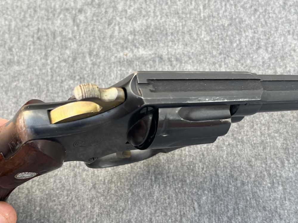 Pair of 2 Taurus Model 82 Revolvers .38 Special Sequential Serial Numbers-img-22