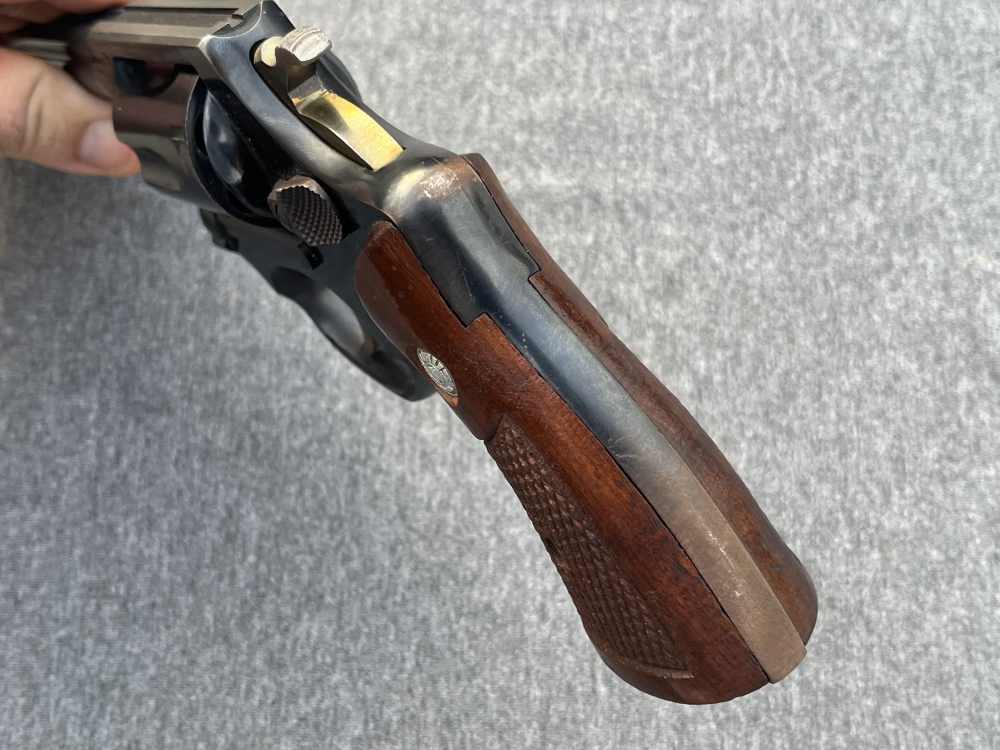 Pair of 2 Taurus Model 82 Revolvers .38 Special Sequential Serial Numbers-img-23