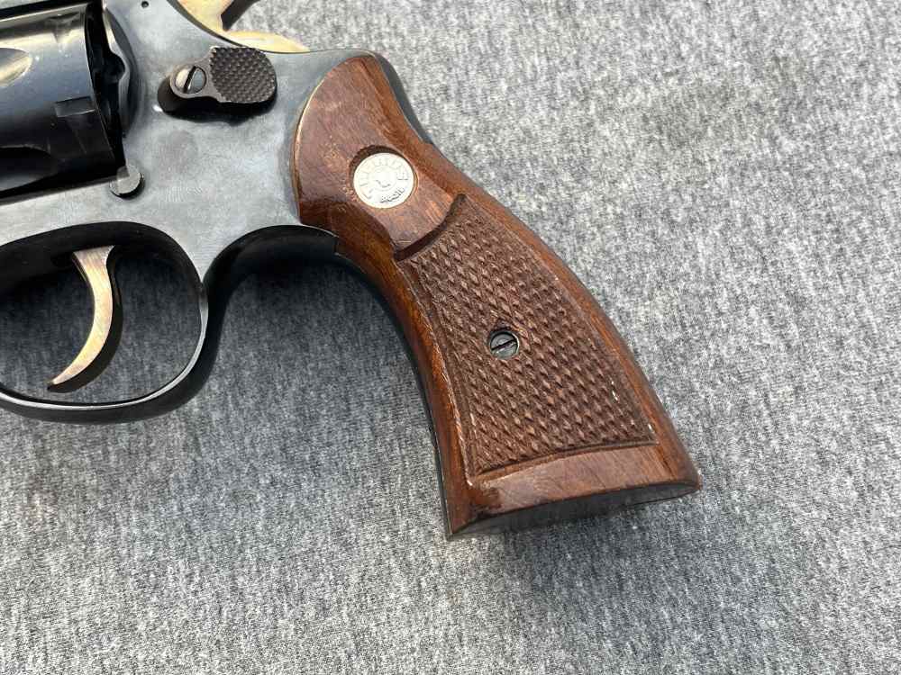 Pair of 2 Taurus Model 82 Revolvers .38 Special Sequential Serial Numbers-img-14
