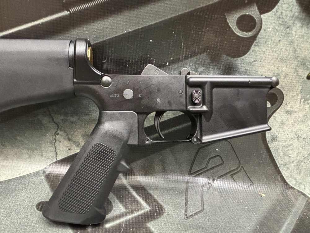Colt Canada Diemaco C7 clone 5.56 complete lower 5.5# trigger FRT option-img-6