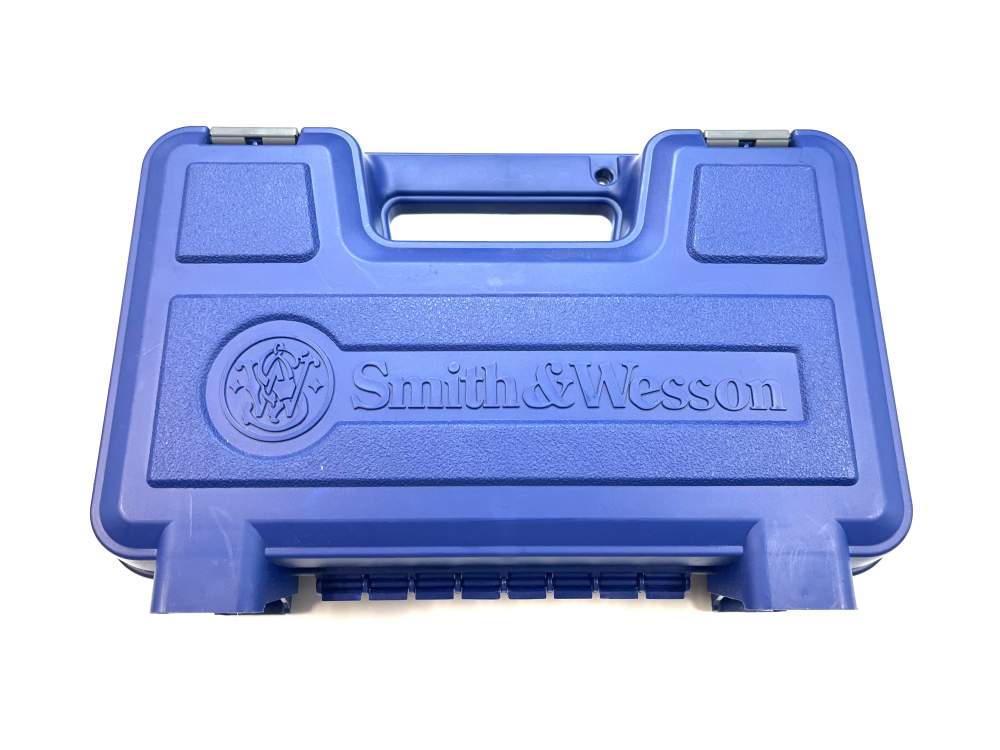 Smith and Wesson M&P 9 Julie Goloski Champion series -img-9