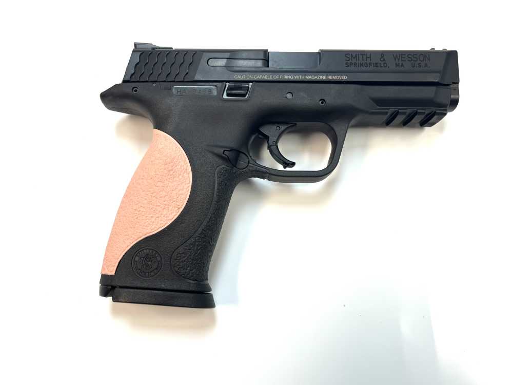 Smith and Wesson M&P 9 Julie Goloski Champion series -img-4