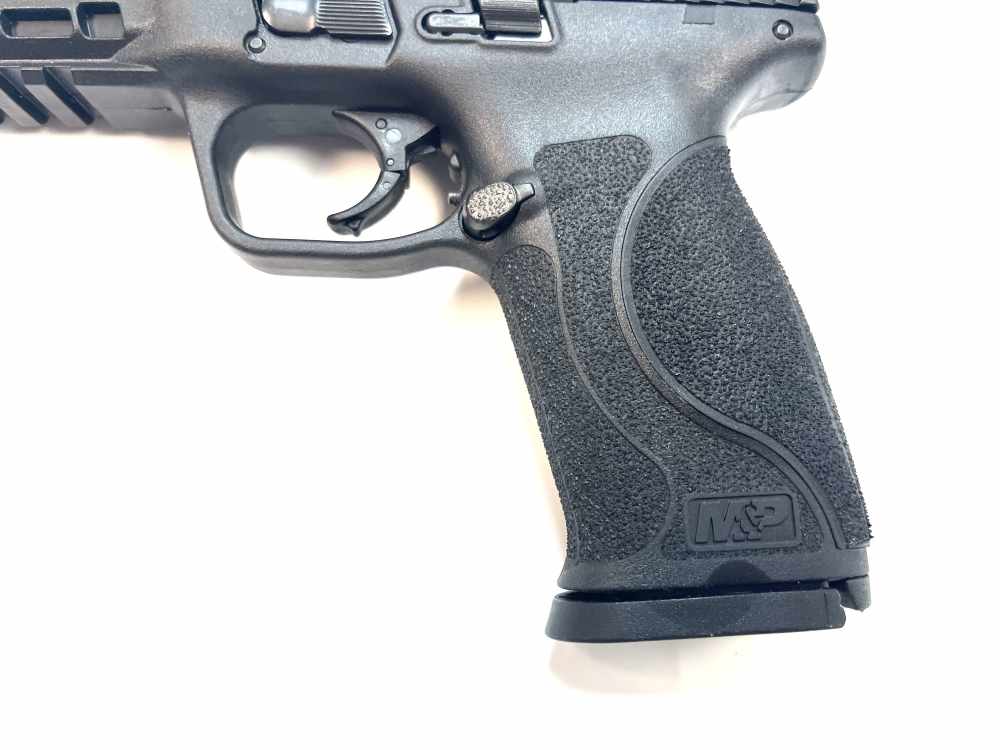 M&P 9 2.0 Pro Series C.O.R.E. With Holosun X2-img-8