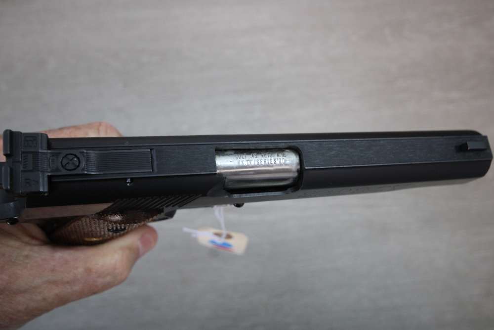 Colt Series 70 Gold Cup National Match in 45 ACP - 5" Barrel - Man. 1977..-img-13
