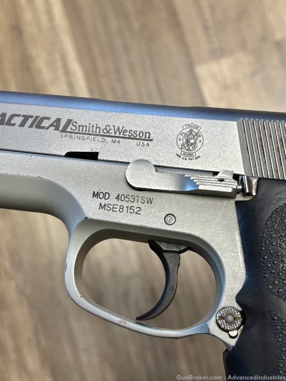 SMITH AND WESSON 4053TSW 40 S&W TACTICAL DOUBLE ACTION RARE NO RESERVE!-img-14