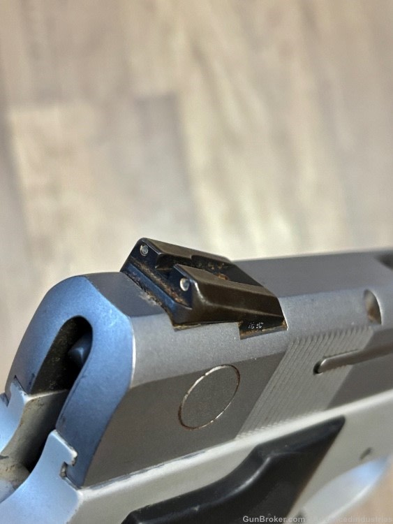 SMITH AND WESSON 4053TSW 40 S&W TACTICAL DOUBLE ACTION RARE NO RESERVE!-img-7