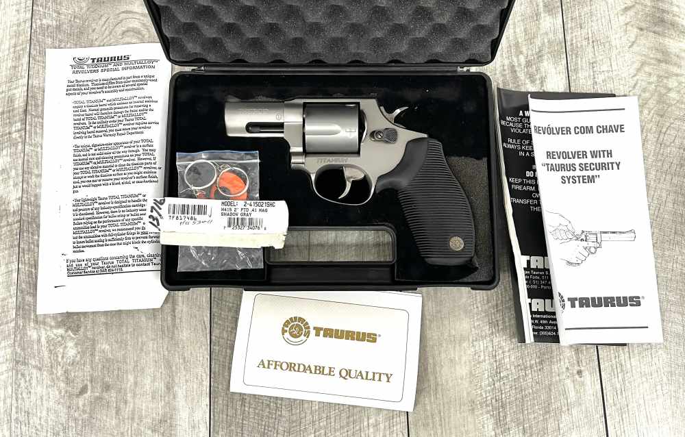 Taurus 415 .41 Remington Magnum !Excellent Condition! -img-1