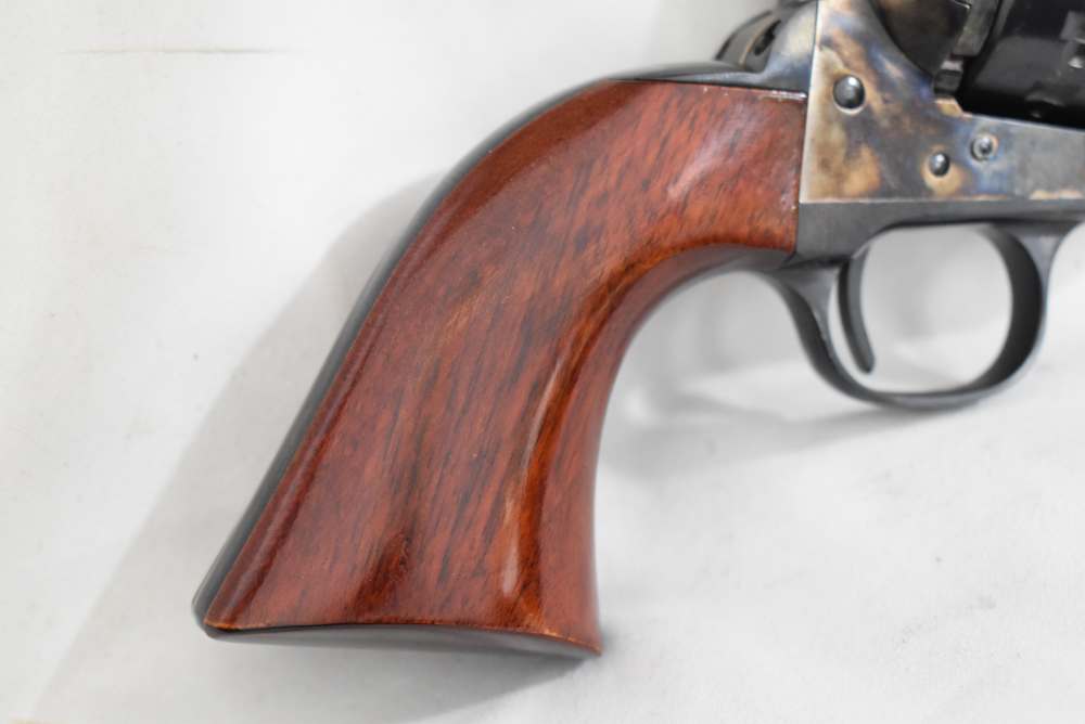 Uberti Stoeger 1873 Cattleman 12 Shot cylinder .22LR in box Mod 4052-img-5
