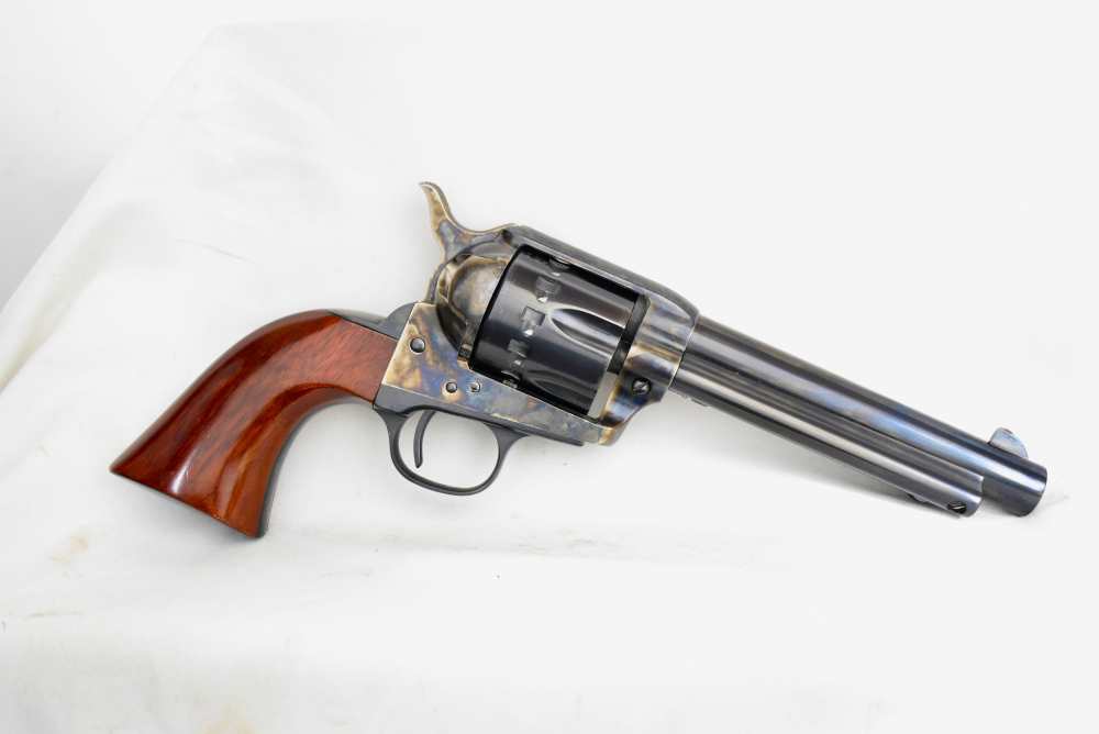 Uberti Stoeger 1873 Cattleman 12 Shot cylinder .22LR in box Mod 4052-img-4