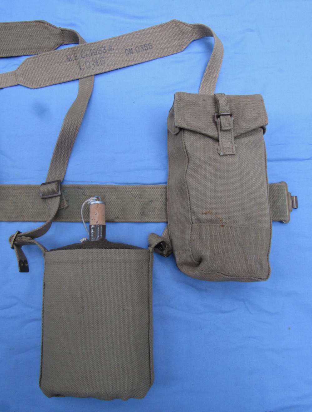  British P.37 Web Gear Set, with Canteen...Post WW2 with Brass Fittings-img-8
