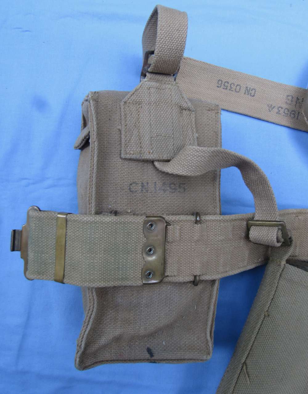  British P.37 Web Gear Set, with Canteen...Post WW2 with Brass Fittings-img-11