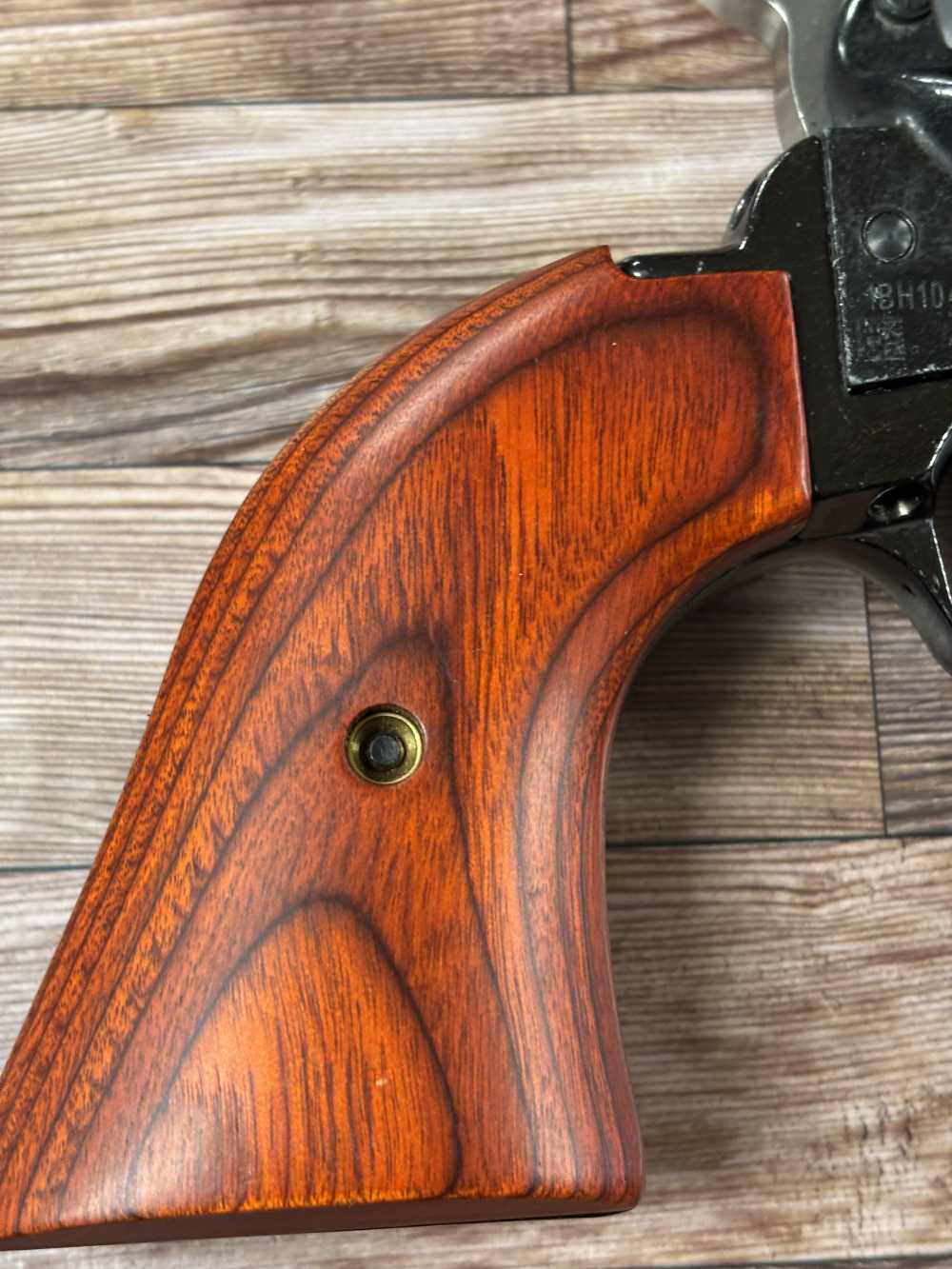 HERITAGE ROUGH RIDER SINGLE ACTION 22LR. NO RESERVE!-img-5