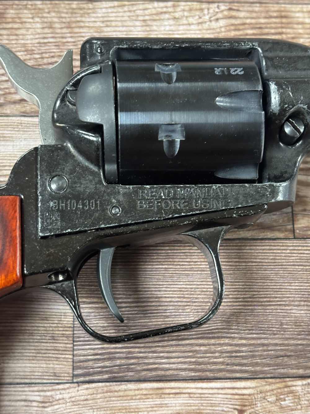 HERITAGE ROUGH RIDER SINGLE ACTION 22LR. NO RESERVE!-img-6