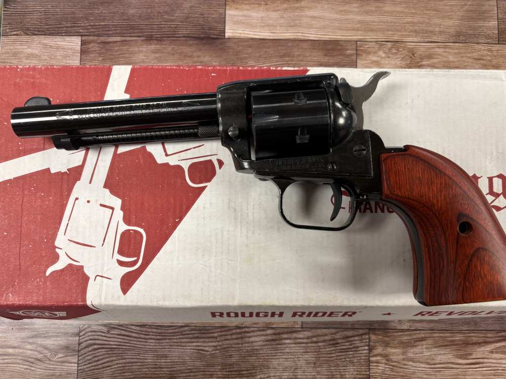 HERITAGE ROUGH RIDER SINGLE ACTION 22LR. NO RESERVE!-img-1