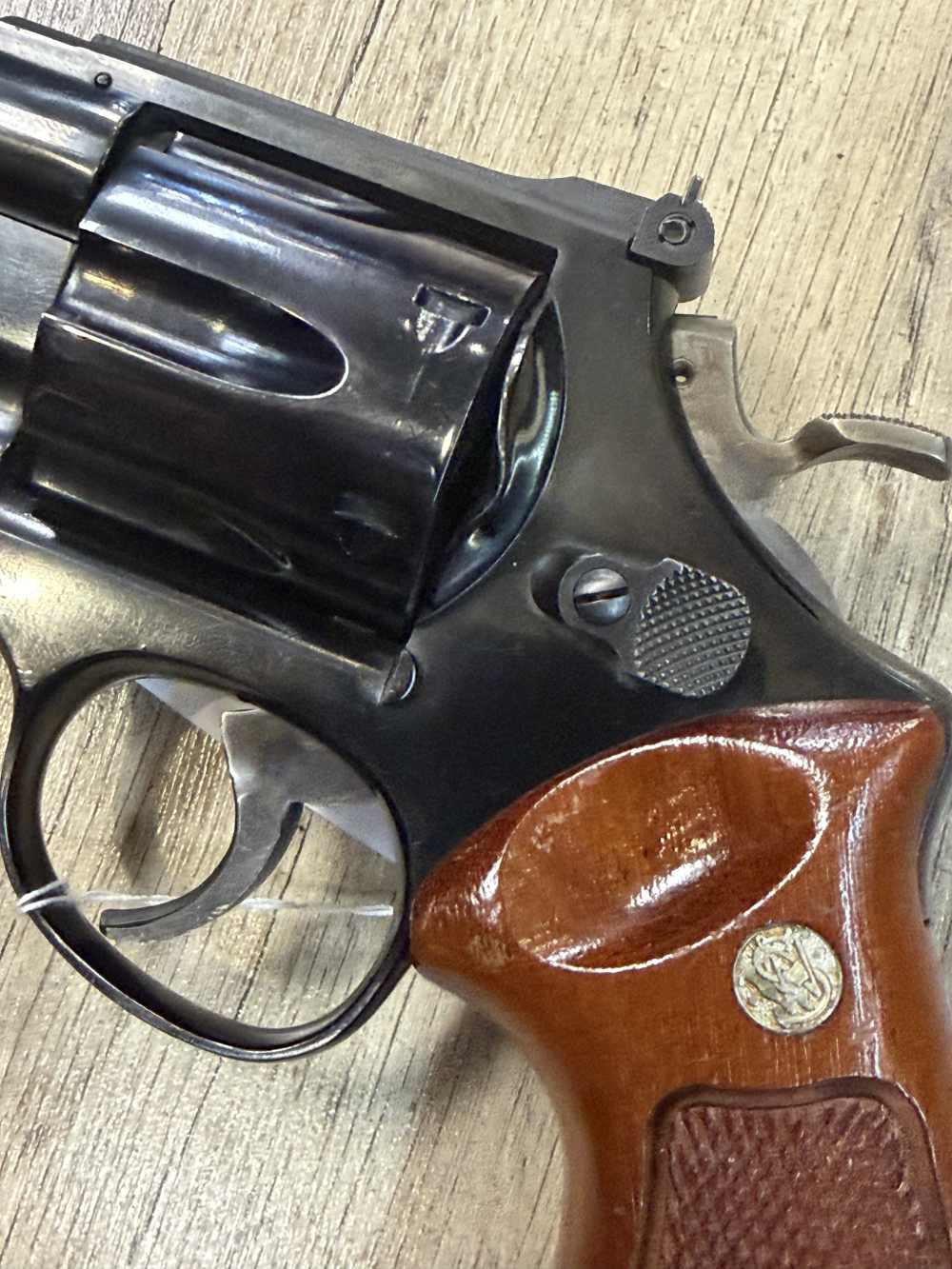 AMAZING! 1979 S&W SMITH AND WESSON MODEL 57 .41MAGNUM REVOLVER 1979 VINTAGE-img-2