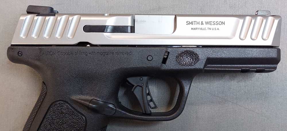 Smith & Wesson SD40 2.0 Semi-Auto Pistol 40 S&W 4" Barrel 14 Rounds 13936-img-4
