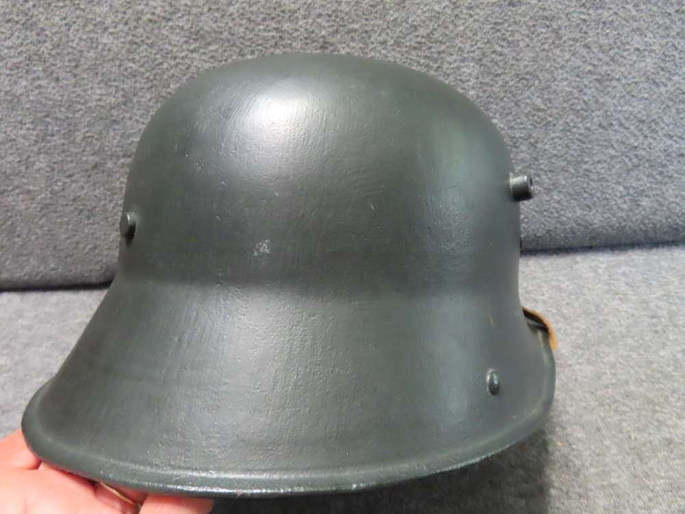 WWI AMERICAN AND GERMAN HELMETS-DOUGHBOY AND MODEL 1916-img-3