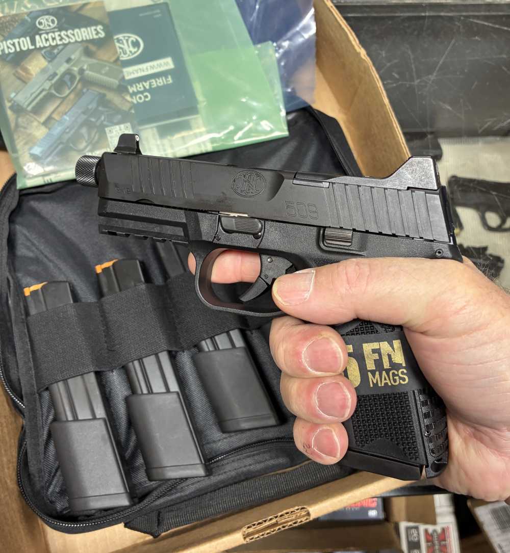 FN 509M Tactical 9mm 5 mags #66101711 4.5" threaded New(No card fees added)-img-4