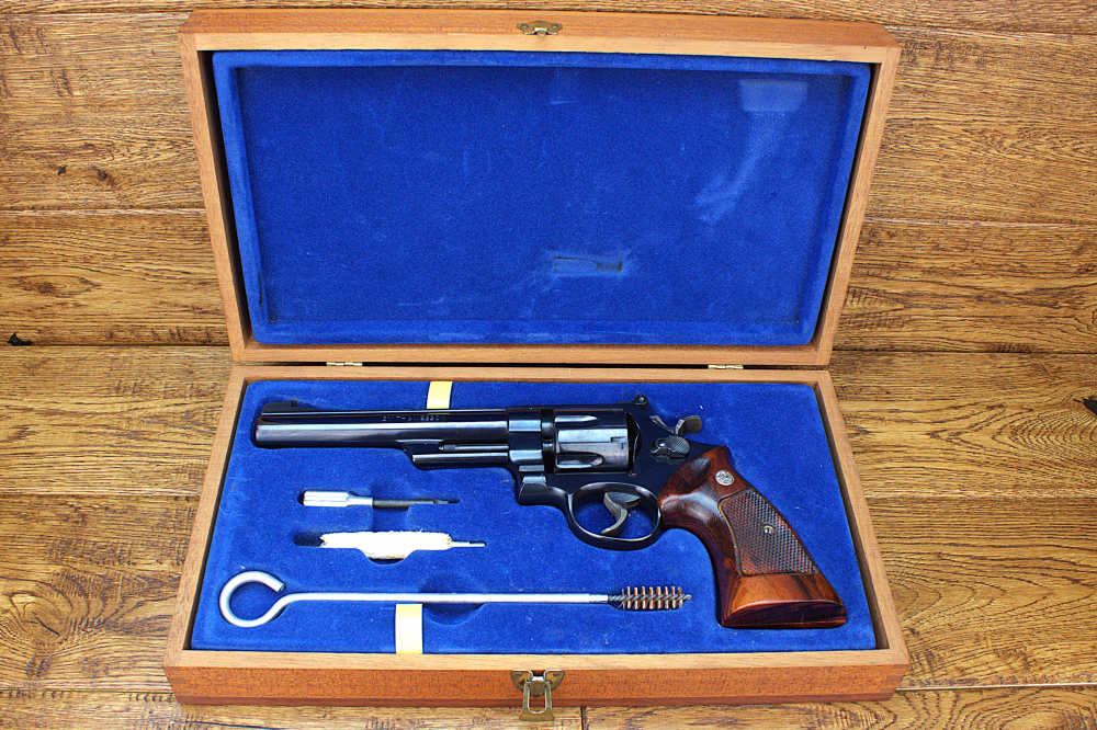 Smith & Wesson 25-2 1955 Target Model .45 ACP; Excellent with case-img-17