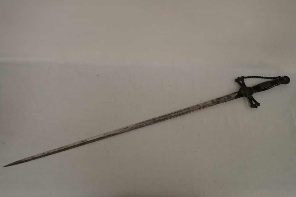 Antique K. of C. ceremonial sword, 30" blade, EA Armstrong Company Chicago-img-3
